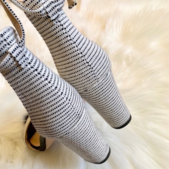 Vince Camuto Carolina Ankle Strap Heeled Sandal - Picture 7 of 8